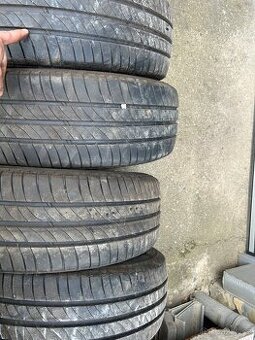 225/65 r16c