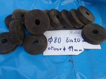 Brusné kotouče o průměru 80 mm , šíře 15 mm ,atd - 1