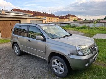 Nissan Xtrail 2,2 dci - 1