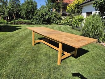Prodám masivní velký rozkládací stůl Ikea