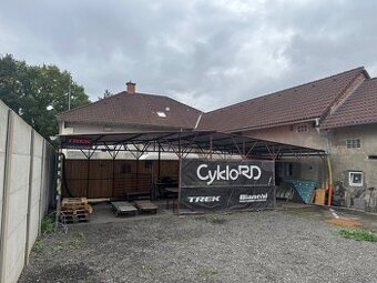 Ocelový přístřešek