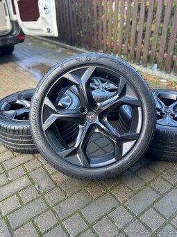 ORIGINÁL Alu CUPRA FORMENTOR R19, 5x112 - TOP STAV