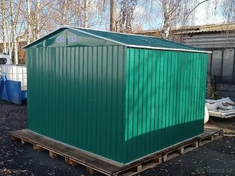 Zahradní domek 2,6 x 2,4 x 2 m - plechový