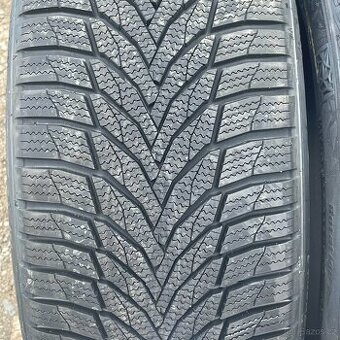 Nove Zimni pneu 225/45 R17 94V XL Nexen