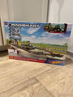 Mario kart dráha Hotwheels