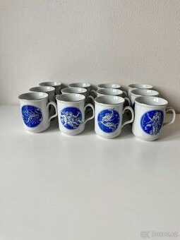 Retro sada 12ks hrnky zvěrokruh Karlovarský porcelán