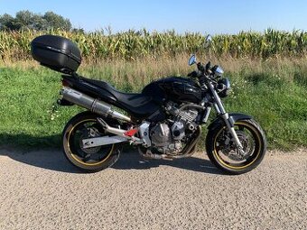 Honda CB 600F Hornet. nová STK 69kW, výfuk VIPER + doplňky