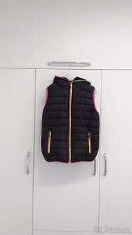 Bunda bez rukávů / vesta vel.152/157 Alnwick