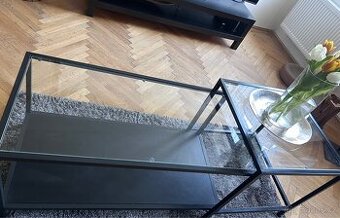 Skleněný stolek Ikea