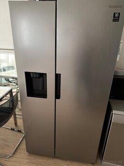 Americká lednice Samsung