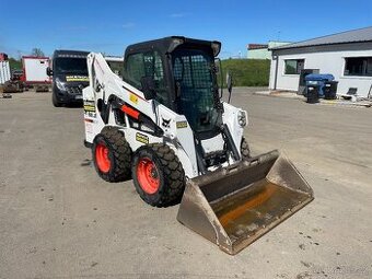 Smykový nakladač Bobcat S530