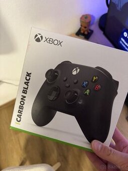 Xbox Wireless Controller + baterie, v záruce