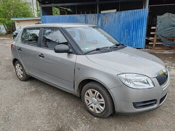 benzínová Śkoda Fabia 1.2 Htp 2009 58000km 44kW