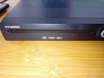 Prodám DVD přehrávač