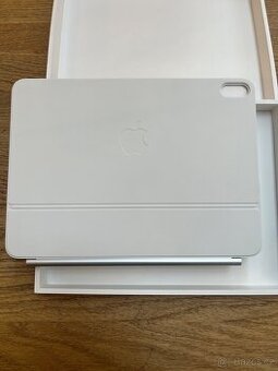 Pouzdro na tablet s klávesnicí Apple Magic Keyboard pro iPad - 1