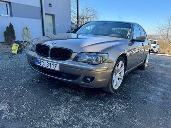 Bmw 745d max vybava lechce nabourane poizdne