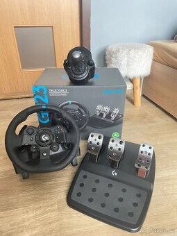 Herní volant, Logitech G923