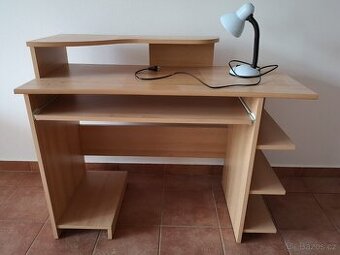 PC stůl