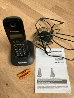 Digitální bezdrátový telefon Panasonic