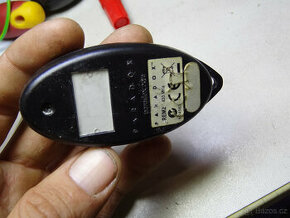 PARADOX bezdratove tlacitko REM2 868MHz obousmer EZS alarm - 1
