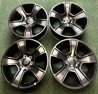 6x139.7 R20 Dodge RAM 1500 - ORIGINÁL Alu - černé