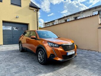 PEUGEOT 2008 1.2BA 96KW ALLURE ČR NAJETO 12900KM 2XALU KOLA