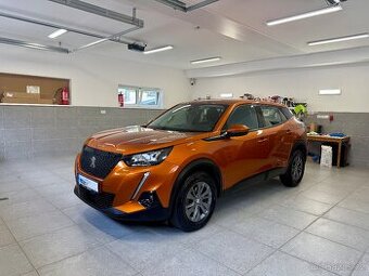 PEUGEOT 2008 1.2BA 96KW ALLURE ČR NAJETO 12900KM 2XALU KOLA