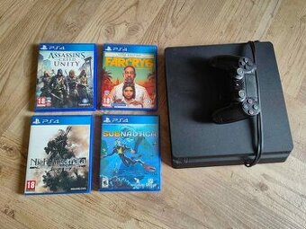 PS4 slim + hry