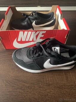 Nike boty