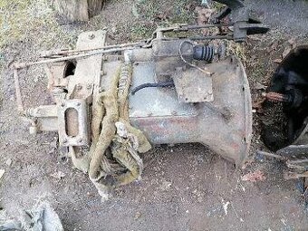 Praga v3s převodovka