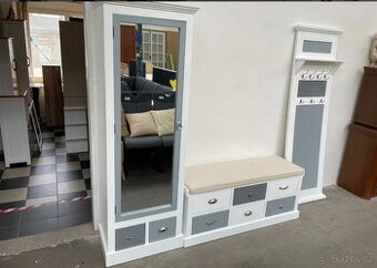 Předsíňová stěna bílá KOMPLET NOVÁ 2. jakost