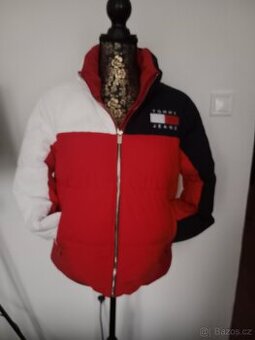 Tommy jeans luxusní zimní bunda.