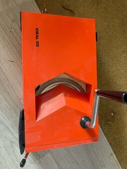 Ideal 172 manuální retro kráječ uzenin