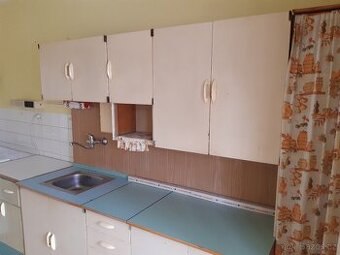 Stará kuchyňská linka