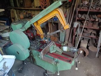 Strojní rámová pila