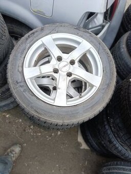 15" zimni sada Toyota Yaris 175/65 R15 4x100 TPMS