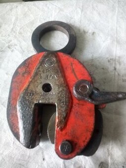 Svěrák zdvihací na plech