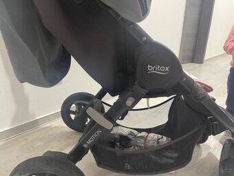 Prodám sportovní kočárek Britax