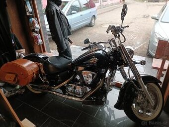 Suzuki VL1500LC Intruder