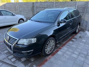 Volkswagen Passat 3,2 Fsi v6 4Motion - nepojízdné