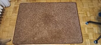 Koberec hnědý 95x135cm