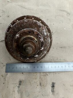 střed kola- sachs, wanderer, eska ?