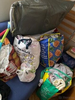 Mix oblečení na zimní holčičku