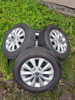 Alu kola 5x112 originál Škoda Karoq 215/60 R16