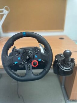 Logitech g29 + řadící páka