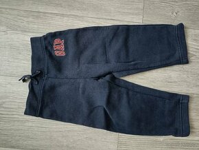 Tepláčky babyGap vel. 86/92