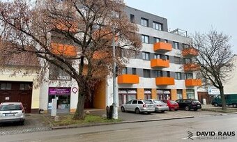 Prodej obchodní jednotky ( 79 m²),  Mojmírovo náměstí 6, Brn