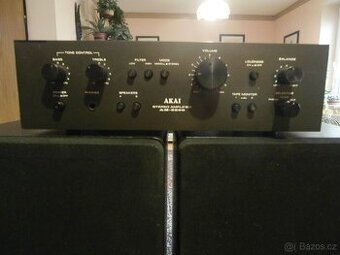 AKAI AM-2200