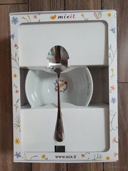 Zamilovaný hrnek / miska s uchem v dárkové krabici