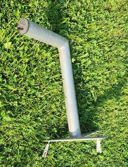 Prodám držák antény